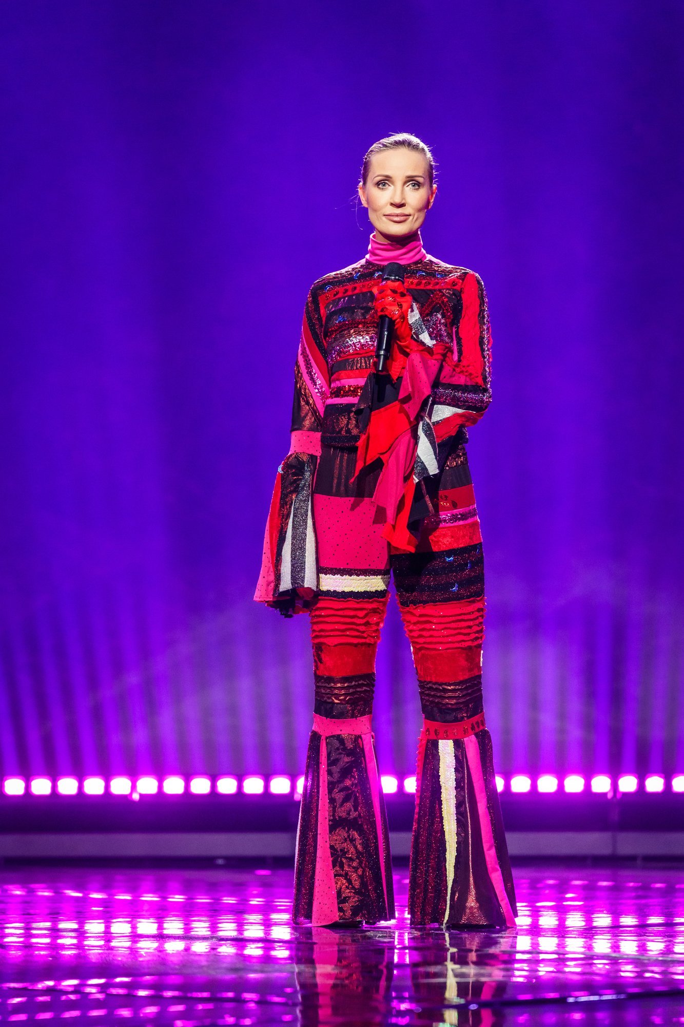 „Esimest korda elus nägin seda inimest.“ Televaatajate jaoks jäi maskisaates Triibuliseks kehastunud Katri Teller tundmatuks