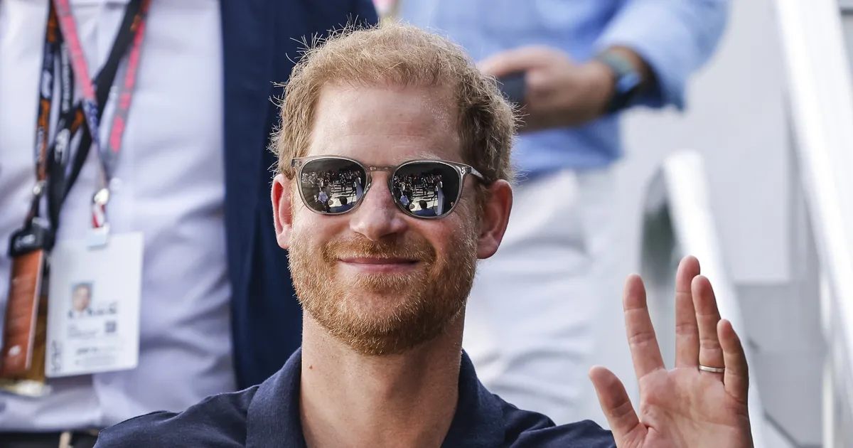 VIDEO ⟩ Prints Harry läheb semudega oma 40 aasta juubelit pidama, Meghan jääb koju