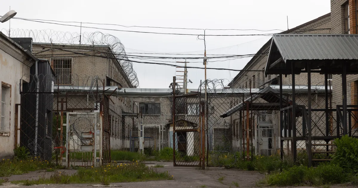 HIIGELSUUR ALA ⟩ Riik pani müüki endise Tallinna vangla suure kompleksi