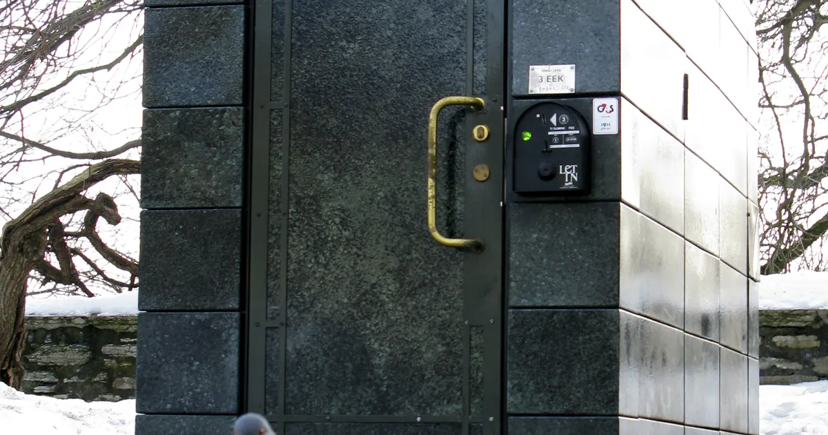 LINNAL LIIGA PALJU RAHA ÜLE? ⟩ Skandaalne Toompea miljonikemps vahetatakse välja