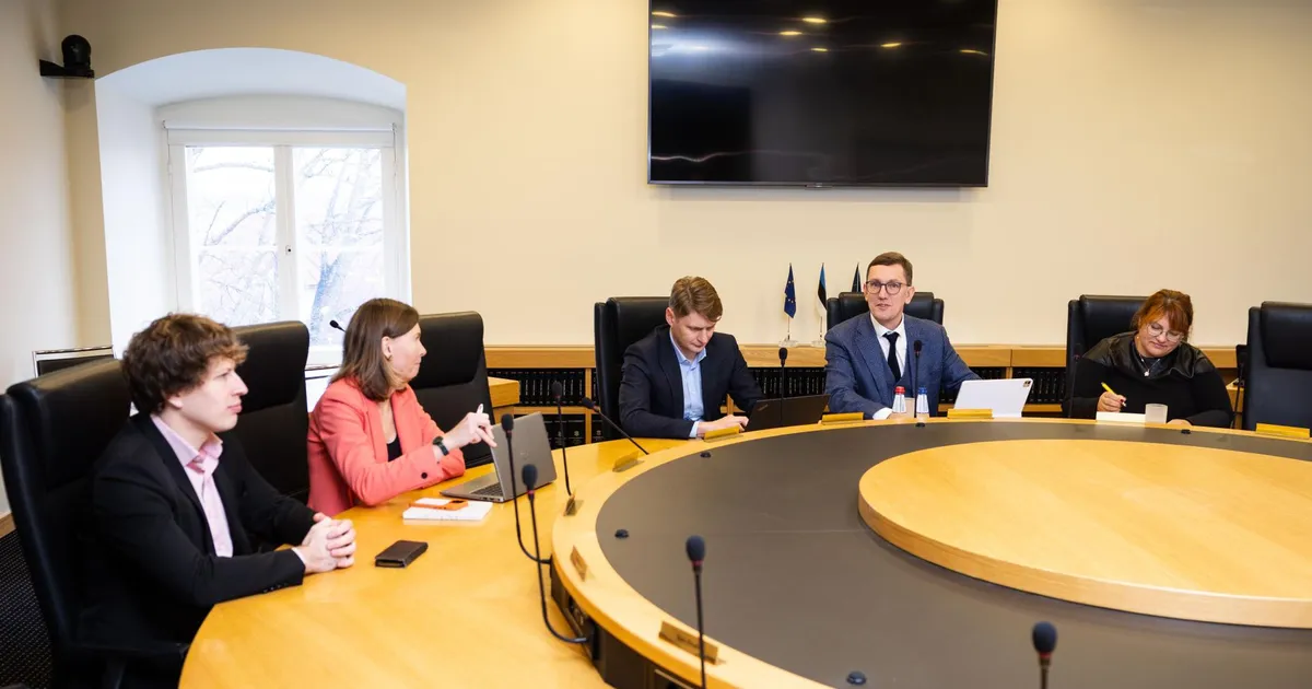 ANALÜÜS ⟩ Viimane hetk Vene kodanikelt hääleõigus ära võtta