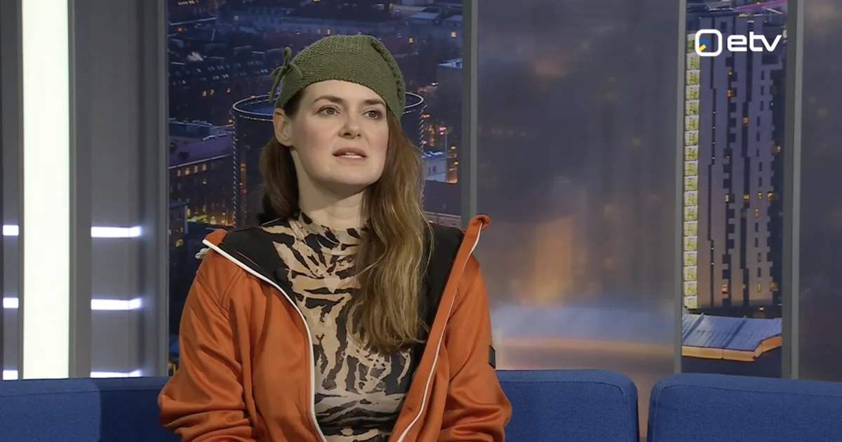 FOTOD ⟩ Põlengus kodu kaotanud Evelyn Mikomägi: olen ülimalt tänulik, et mu lastel on ema alles...