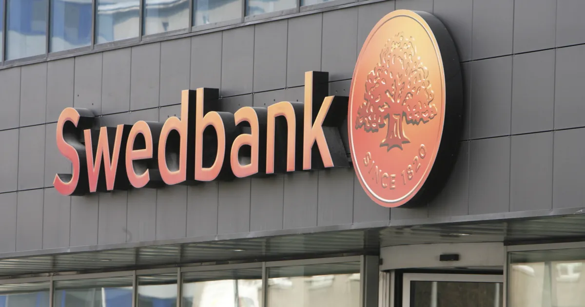 Swedbank langetab teenuste hindu