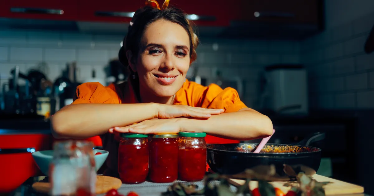 KODUSED MAITSED ⟩ Sibulatee purgipidu kutsub sahvrit täitma