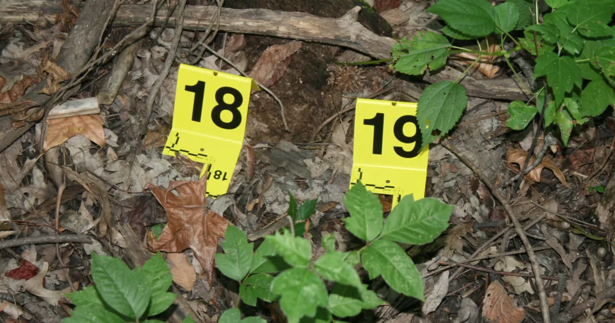 MÕRVARLIKUD NAABRID ⟩ Abivajajale küüti pakkunud noorpaar tulistati jõhkralt surnuks