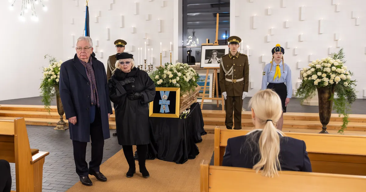 FOTOD ⟩ Viimsi Püha Jaakobi kirikus jäetakse Helle Meriga hüvasti