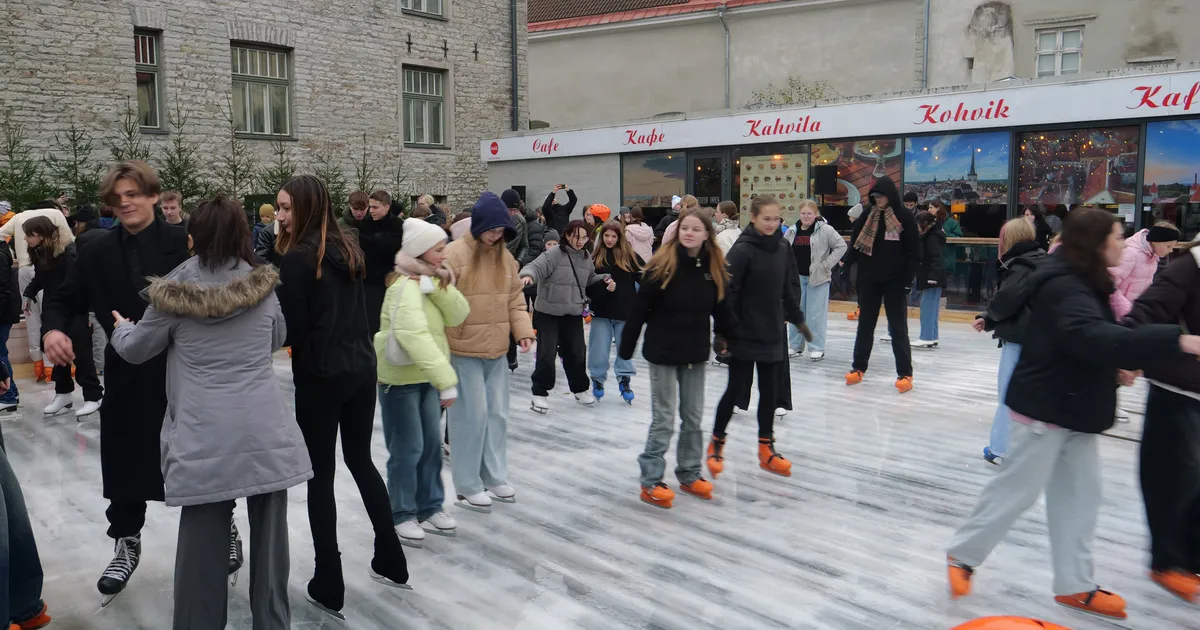 VIDEO JA GALERII UISUVÄLJAKU AVAMISELT ⟩ «Olime ise ka üllatunud kui palju rahvast täna kohale tuli!»