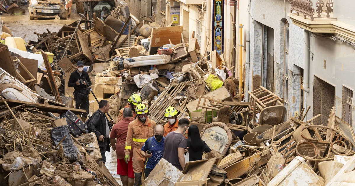 ANNABEL LINDMETS ⟩ Valencia tulvad on valus meeldetuletus kliimamuutuste mõjust julgeolekule