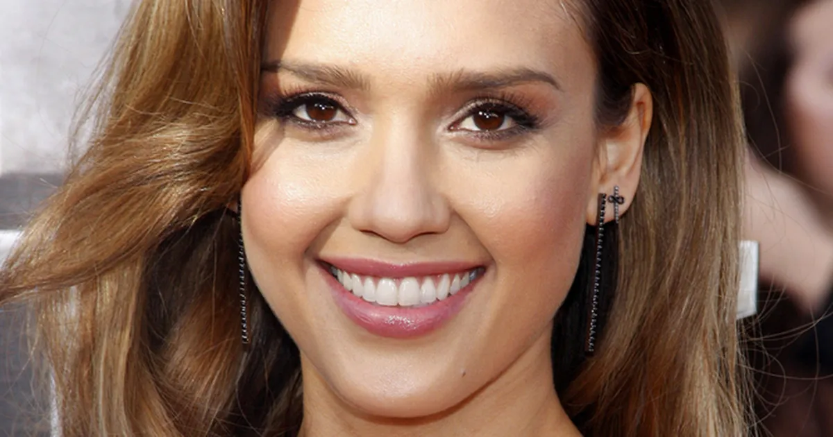 FOTOD ⟩ Erakordne sarnasus! Jessica Albat võrreldakse tema teismelise tütrega