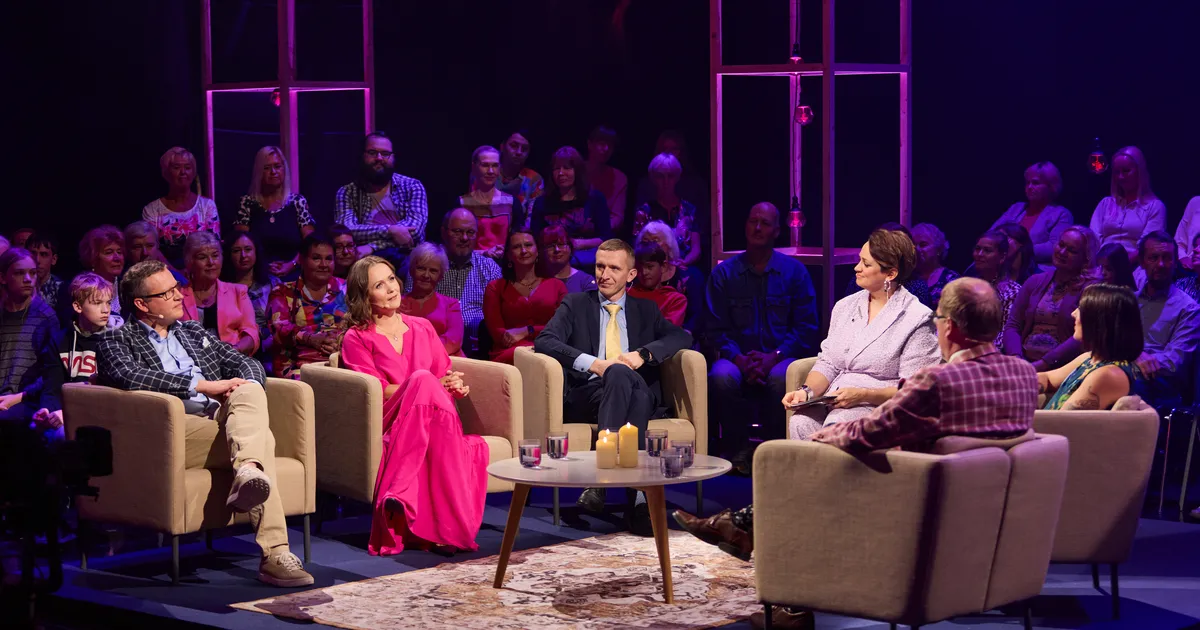 FOTOD JA VIDEO ⟩ Muusikalises arvamismängus «Minu elu viis» jagavad oma erilisi mälestusi tuntud tartlased