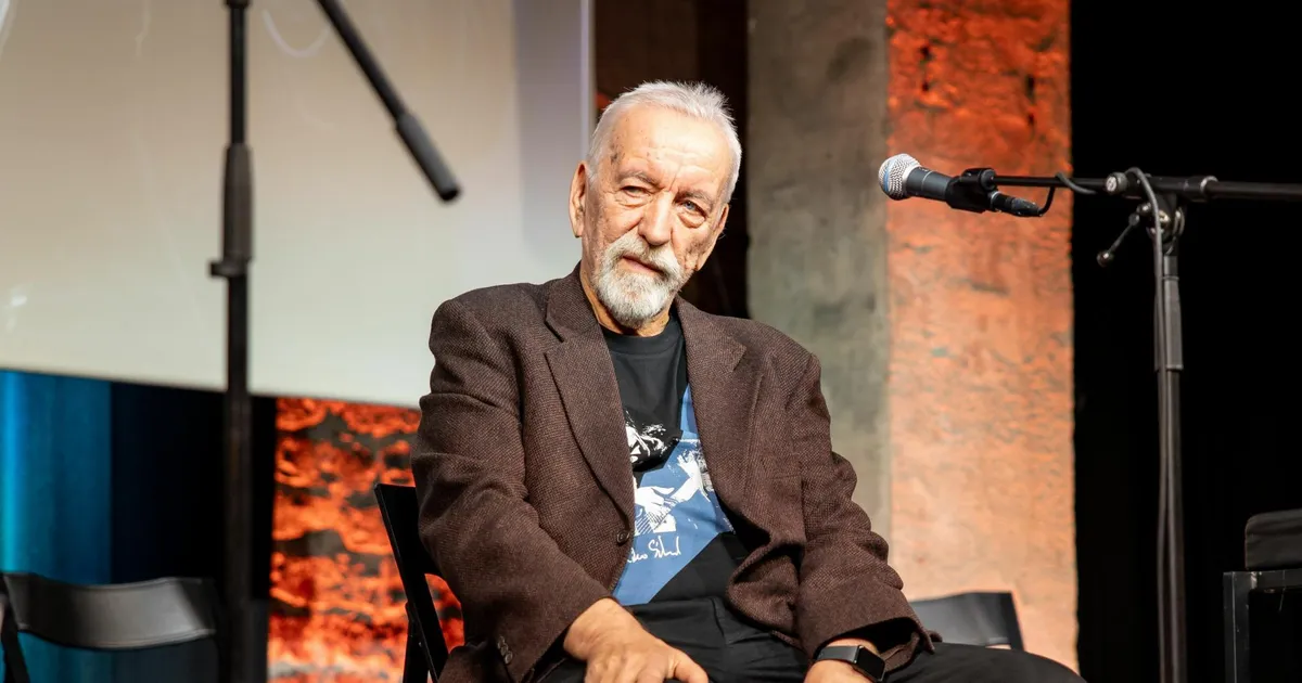 NÄDALA VASTAJA ⟩ Riho Sibula raamatu väljakutse Harri Rinne jaoks oli muusiku hoolivad sõbrad