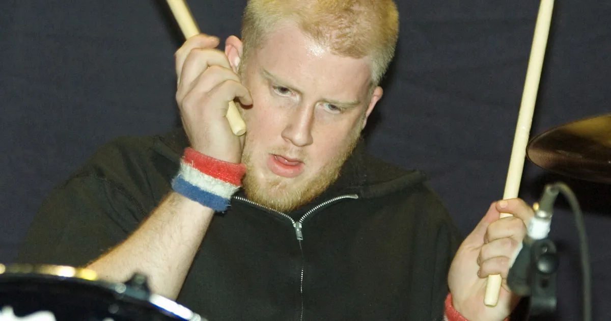 Trummilööja saatus ⟩ Popansambli My Chemical Romance liige leiti kahtlastel asjaoludel surnuna