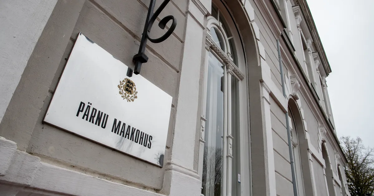 Pärnu maakohtu ette astus karmide süüdistustega noormees