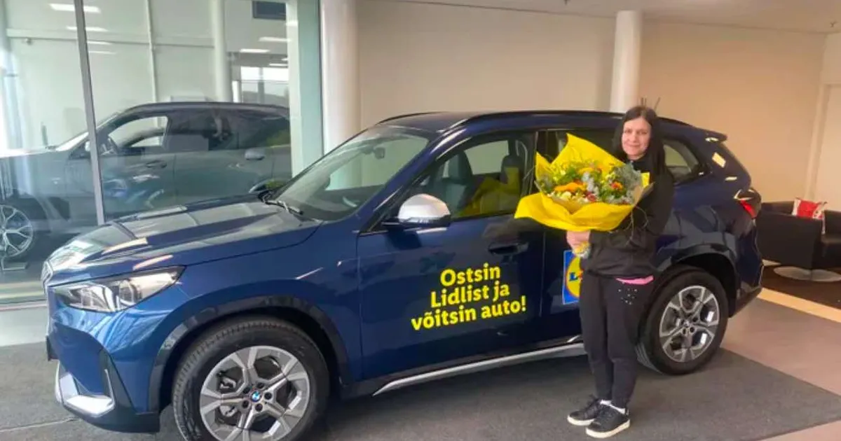 «Jäi ilma lubadeta sõitmisega vahele ja auto võeti ka ära!» Tiktokker Loositädi mees jäi väidetavalt politseile hambusse