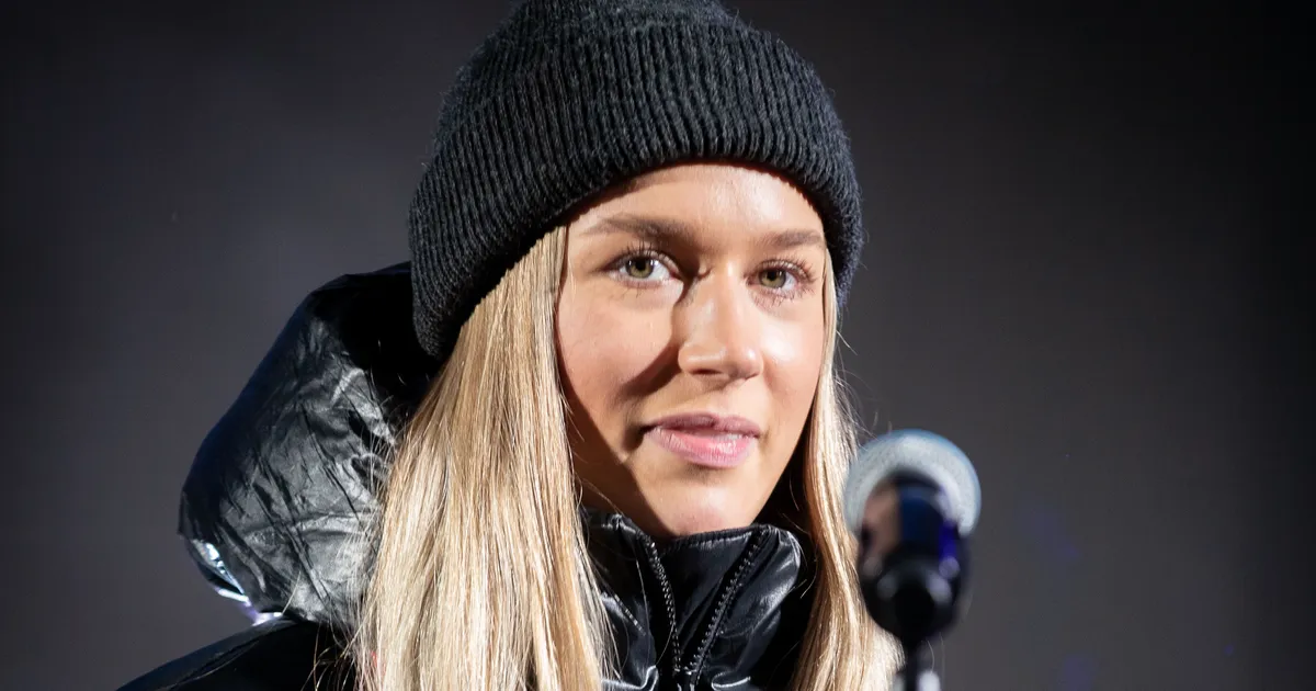 Vigastuse saanud Kelly Sildaru jagab fotot haiglavoodist: mõnikord tundub elu lihtsalt nii ebaõiglane