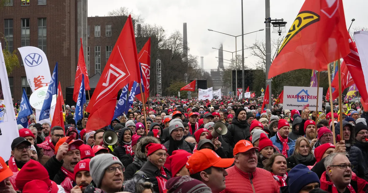 Saksa autohiiu Volkswagen töötajad alustasid teist streigivooru