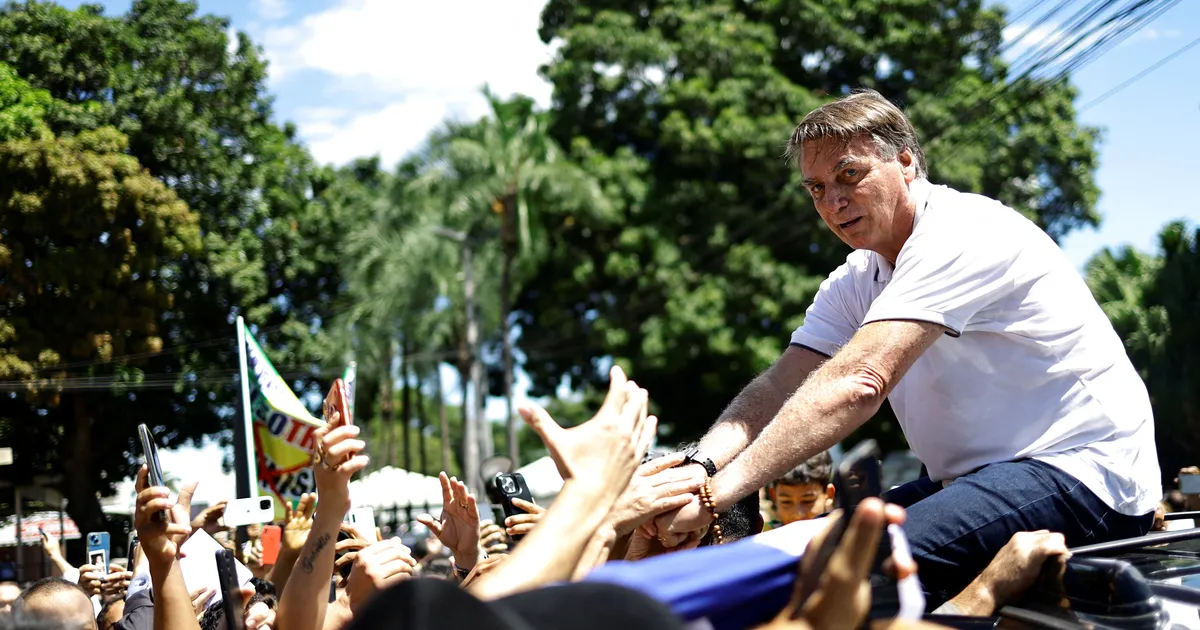 ERIK PLAKSO ⟩ Kuidas bolsonarism alustas oma viimset teed