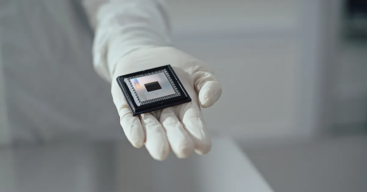 KIIBISÕDA ⟩ Hiina ekspordikeeld USA-le seab arvutikiipide tootmise tõsise surve alla