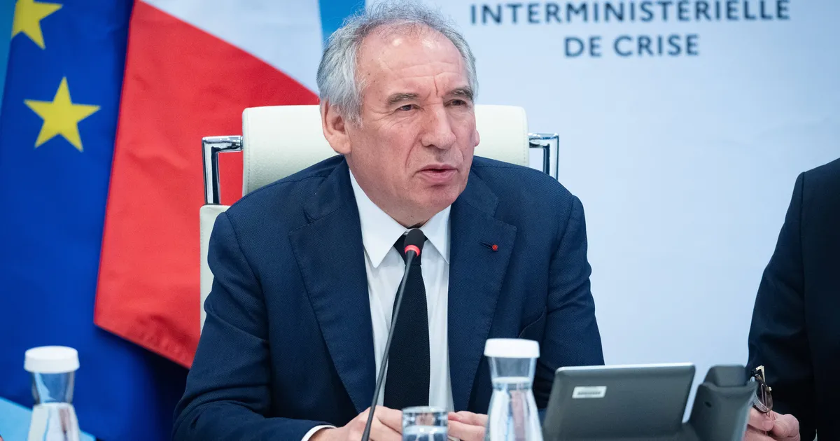 Prantsuse vastne peaminister sõidab peagi tsüklonilt räsida saanud Mayotte'ile