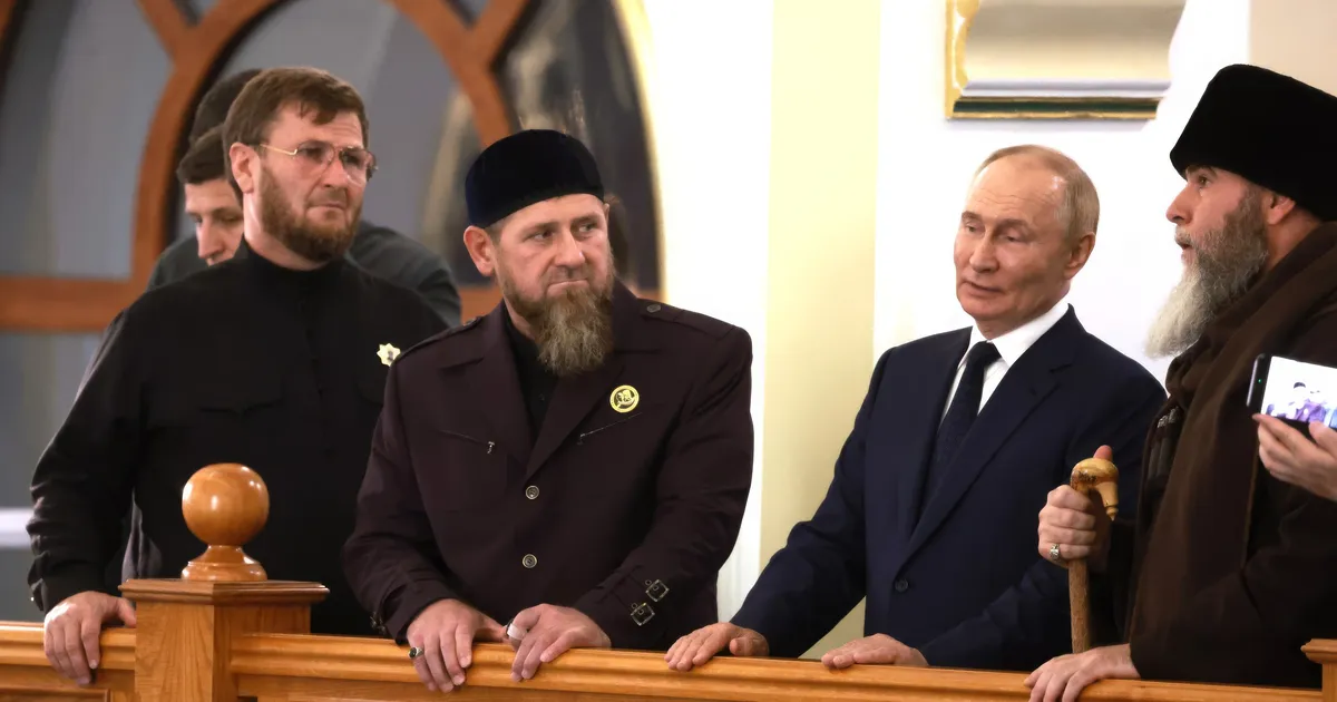 MIS SAAB EDASI? ⟩ Kadõrovi õhutõrje avas tule Aserbaidžaani lennuki vastu