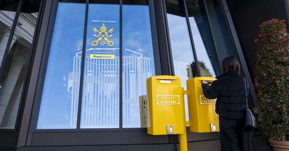 Oh rõõmu! Vatikani Püha Peetruse väljakule ehitati uus hoone