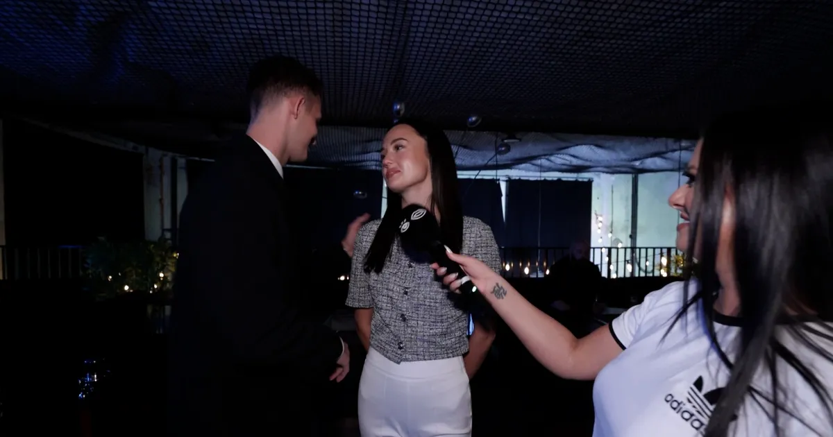 VIDEO ⟩ Räppar AG kõndis keset intervjuud minema. Kallim Beatrice: ära mine ära!