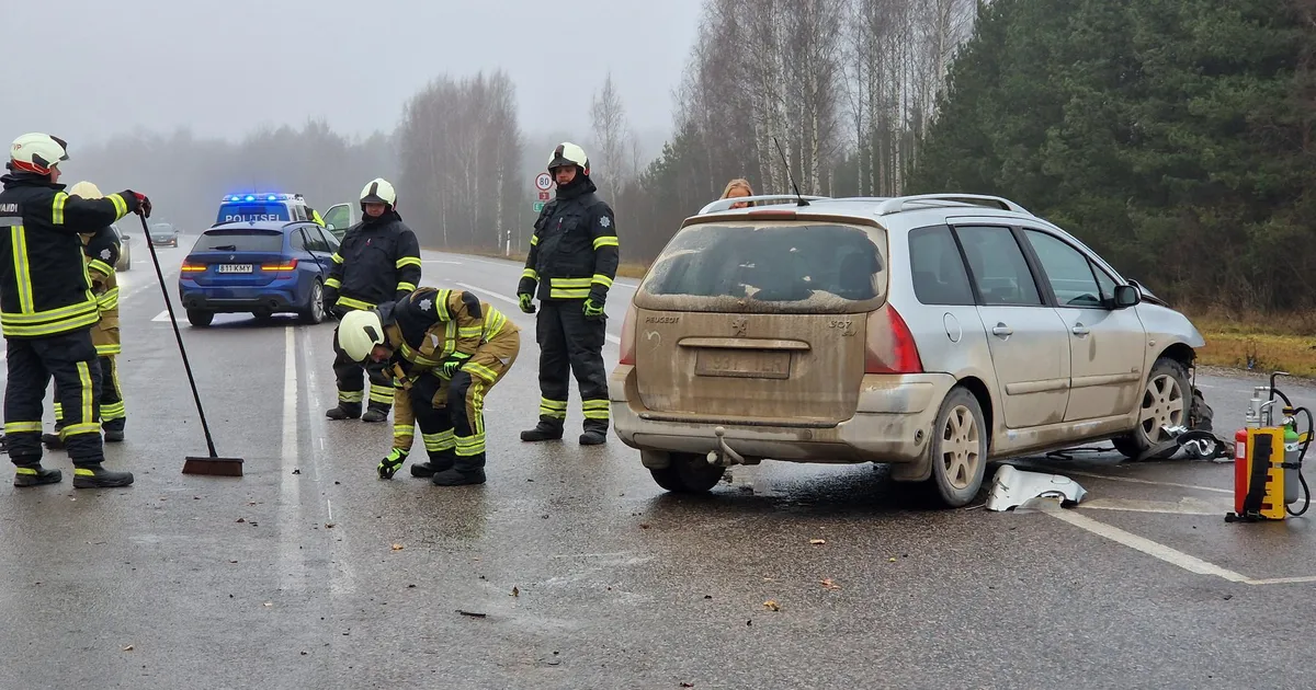 GALERII ⟩ Sõitu õppinud mees põhjustas avarii