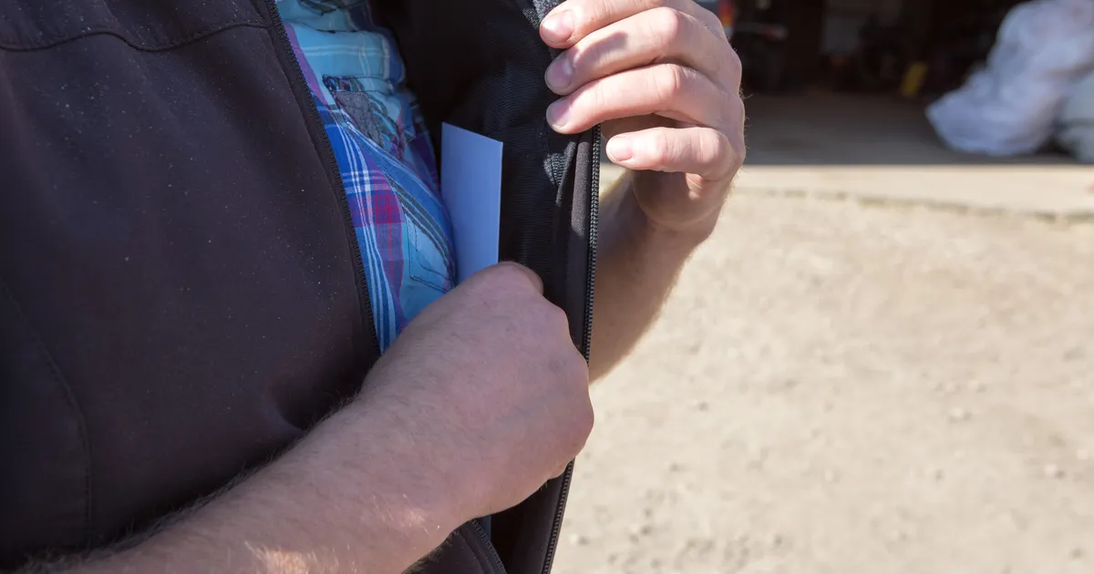 300 eurot ümbrikus: ettevõtja pakkus ametnikule altkäemaksu ja sai karistada