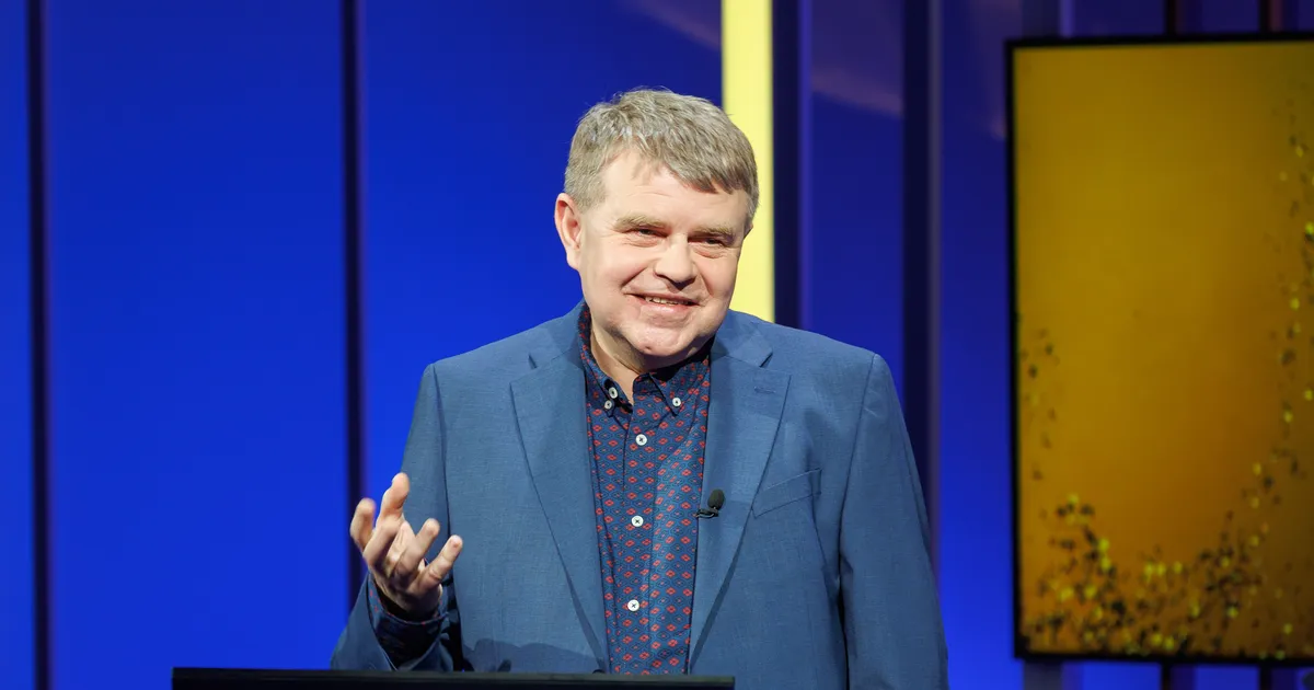 LÕBUS VIDEO ⟩ Andrus Kivirähk ei mäleta aastalõpusaates «15 küsimust» enda loodud tegelase tsitaati