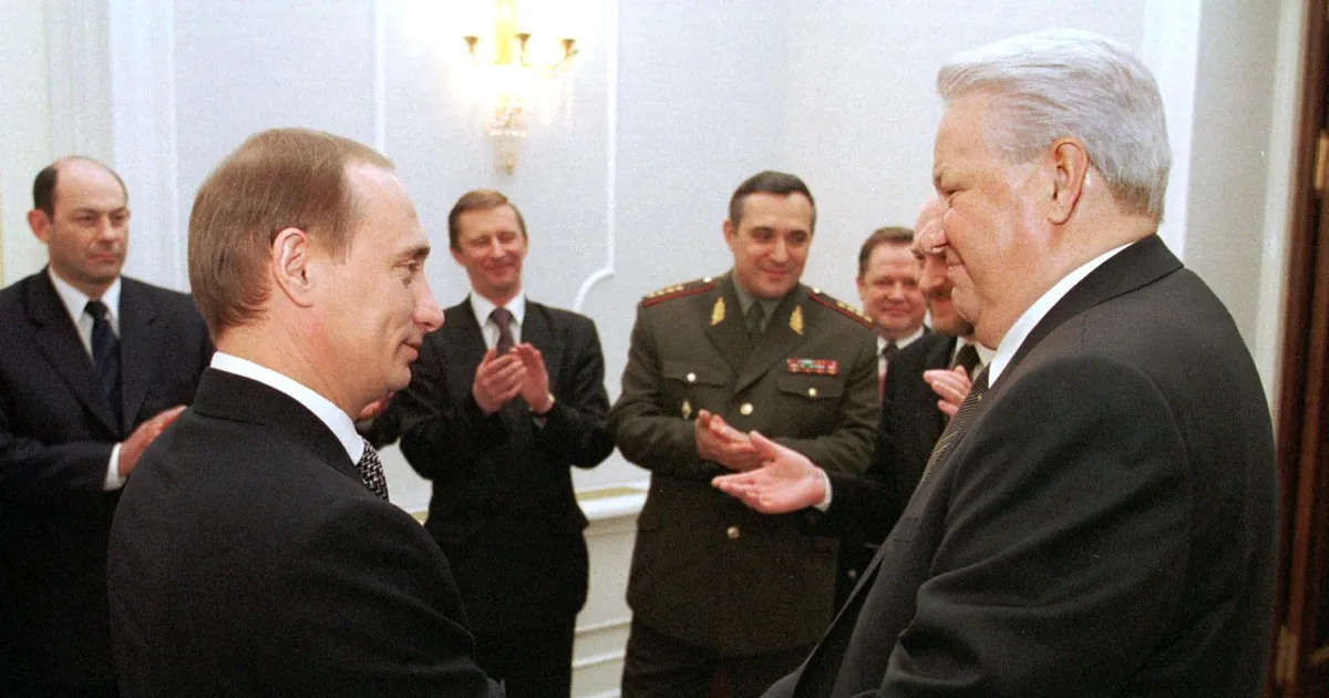 25 AASTAT VÕIMUL ⟩ Venelaste hirm muutuste ees ja karmi käe ihalus hoiavad Putinit edasi pukis