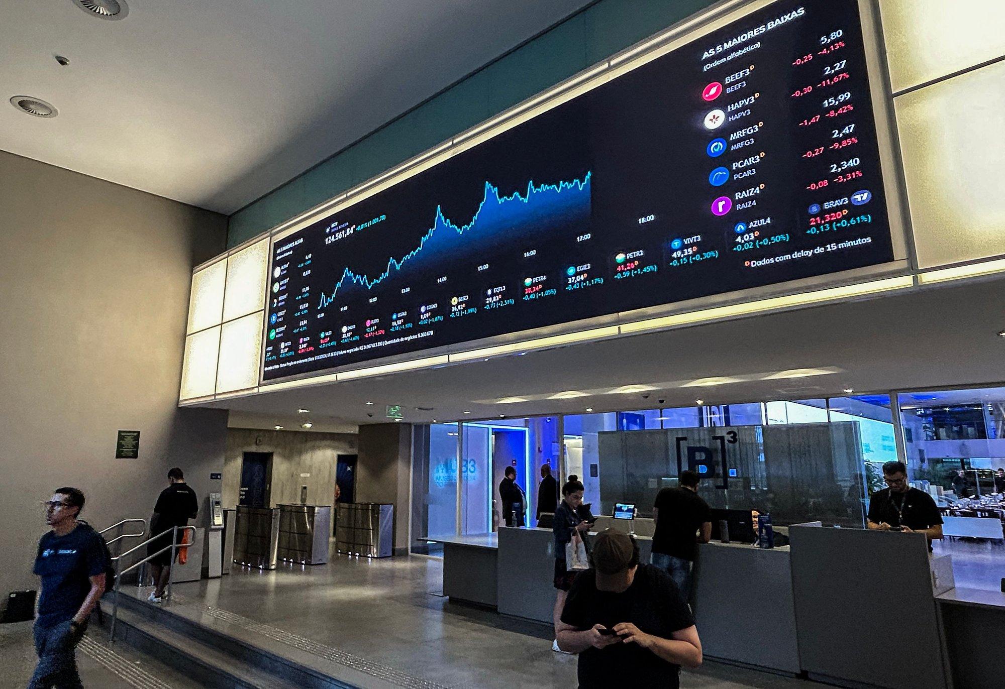 SUUR RAHA | Maailma ülirikastel on olnud suurepärane aasta. Paraku suplevad rahas ka Vene oligarhid