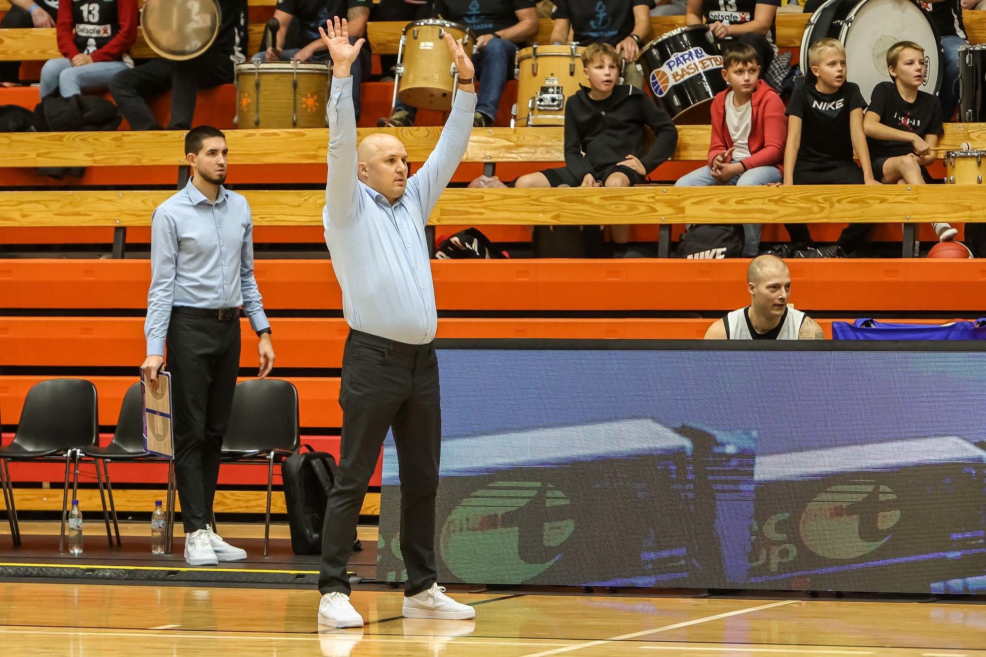 Keila Coolbet palkas Pärnu Sadamas töötuks jäänud treeneri