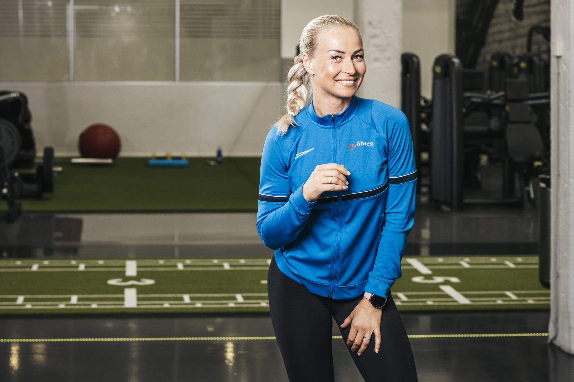 TREENINGKAVA | Jõuharjutuste kava, mida saad teha nii kodus kui jõusaalis. Harjutused soojendusest venituseni