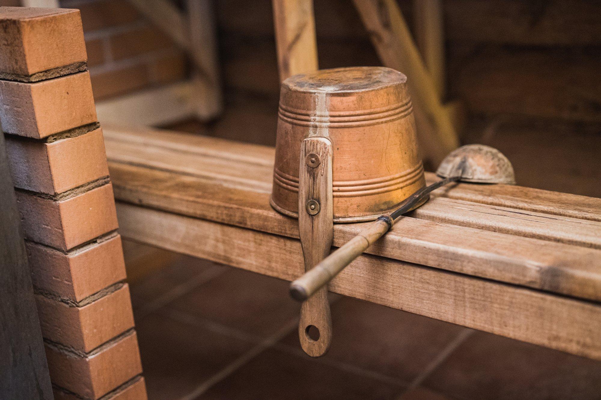 „Jooksevad alasti välja ja püherdavad lumes nagu hobused.“ Kuidas aastavahetusel saunas talitada?