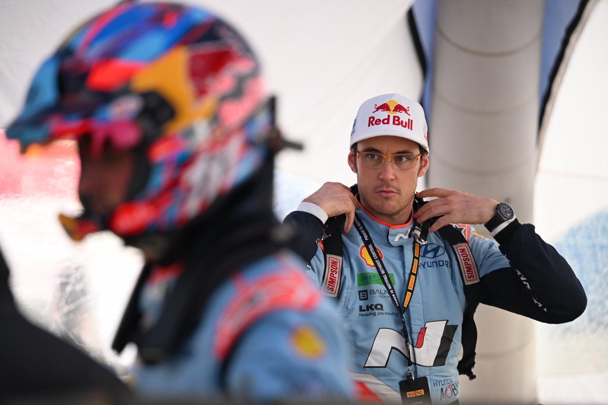 Neuville kutsus Tänakut ja Fourmaux’d üles rohkem meeskonnale mõtlema: oleme kõik vigu teinud