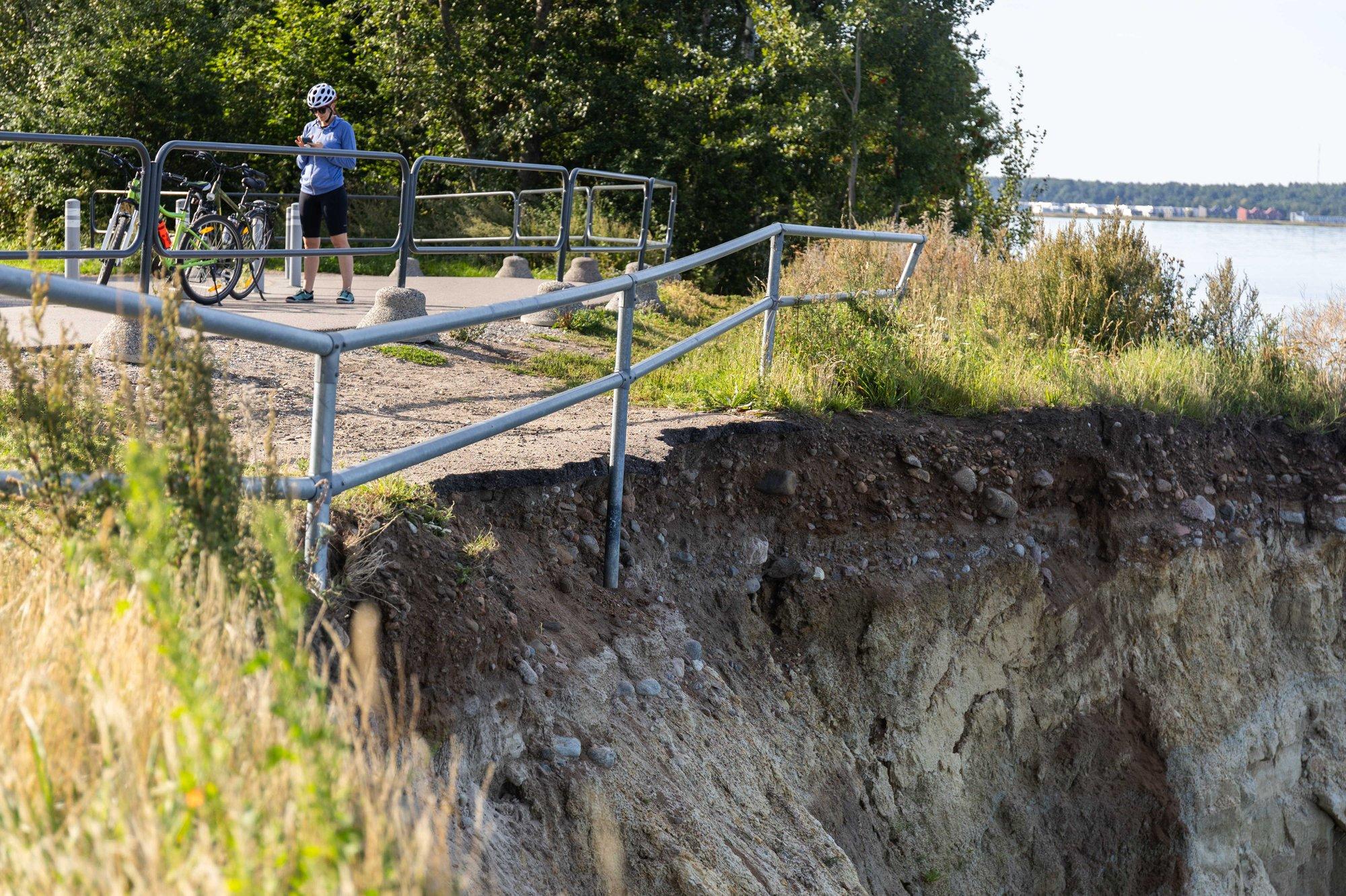 Tallinna keskkonnaamet soovitab Kakumäe tipus oleva sõidutee sulgeda