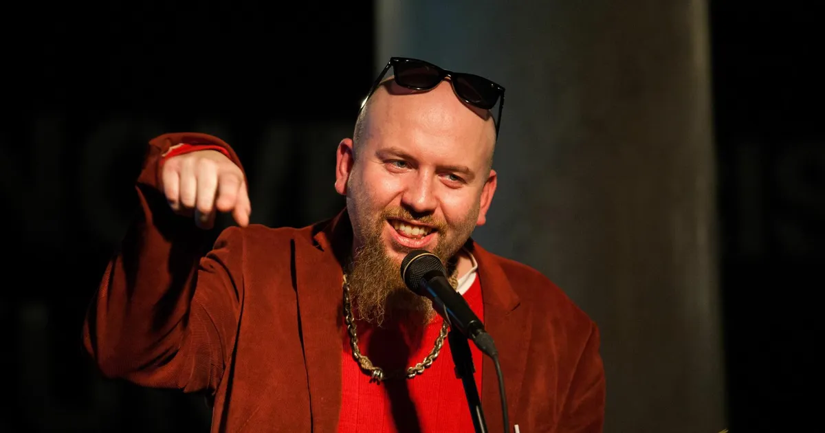 Sinijärv soovitab: läinud aasta üks intrigeerivam luulekogu