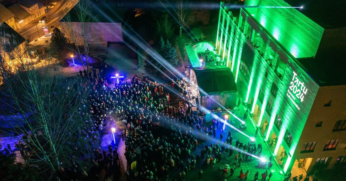 VIDEO ⟩ Pettunud tallinlane uusaastaööl toimunud kontsert-etendusest: seda lasersõud, mis seal lasti, võib käia iga nädal klubis vaatamas