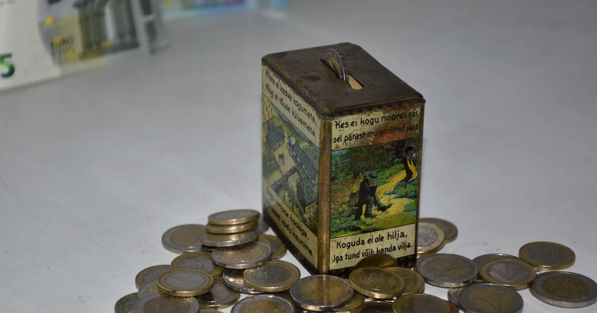 Uuring: Iga teine eestlane investeerib varajase pensioni sihiga