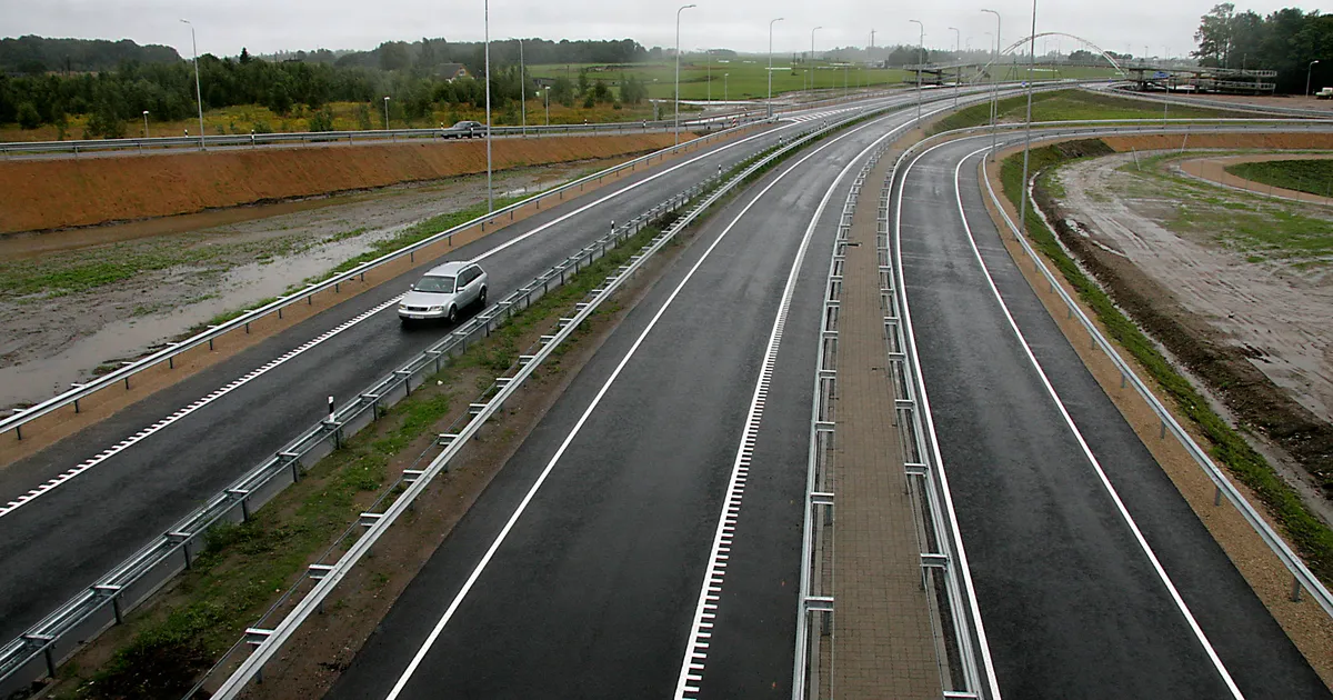 Vaiko Tigane ⟩ Neljarealised teed? Jäägem kahe jalaga maa peale...