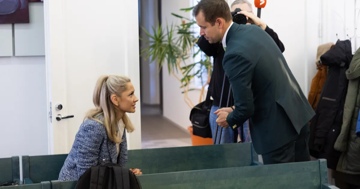 MIS SAAB TELLIMUSTEST? ⟩ Brigitte Susanne Hundi ja Robert Sarve juurateemalisel taskuhäälingul on kriips peal