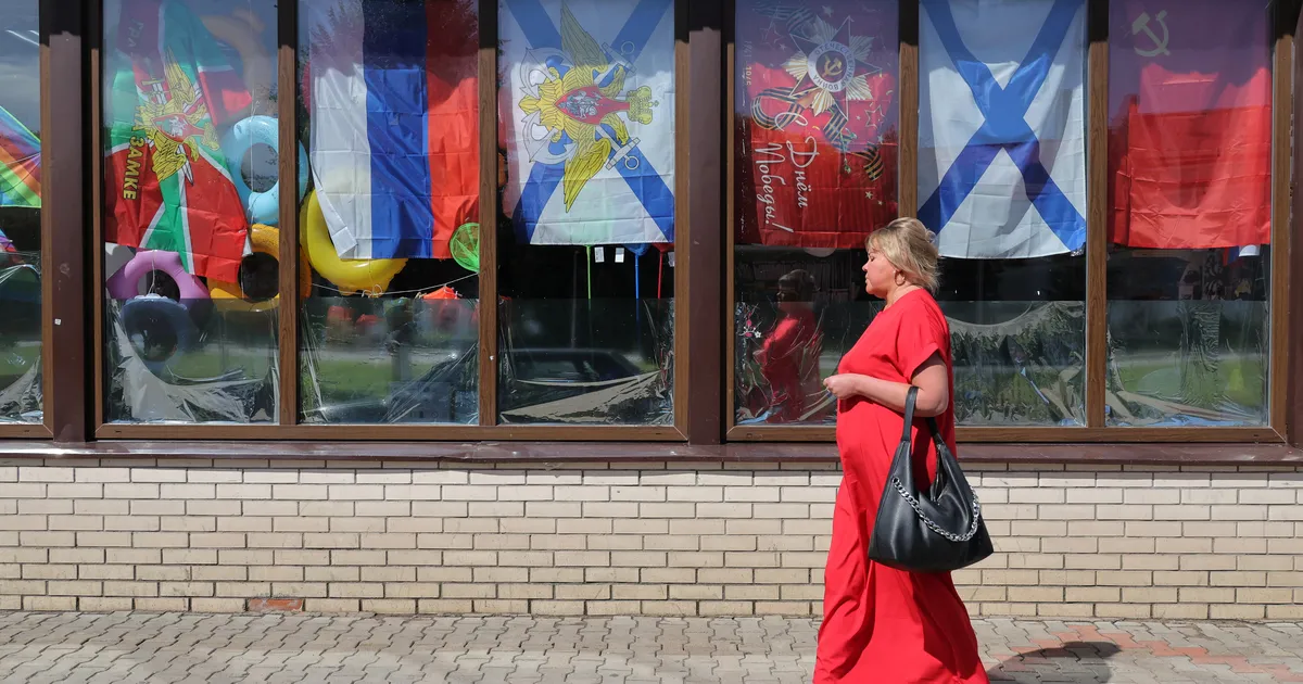 Lumega igavese tule kustutanud Kingissepa koolilapsed said kaela «natsismi rehabiliteerimise» kriminaalasja