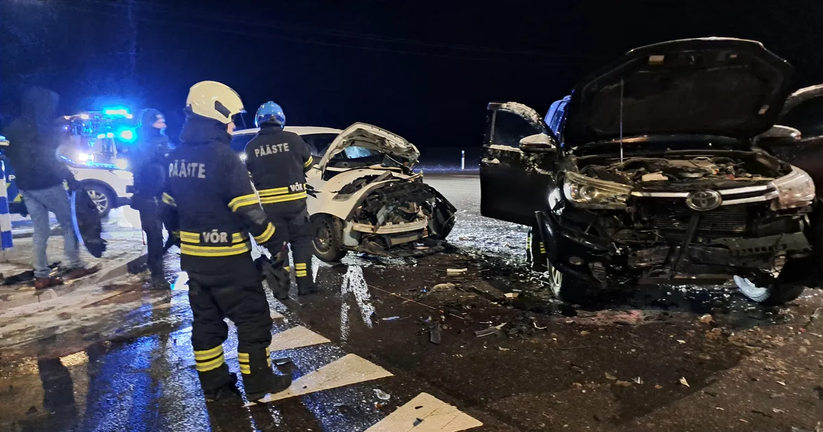 KOHAPEALT ⟩ Kahe auto rängast kokkupõrkest pääsesid inimesed terve nahaga