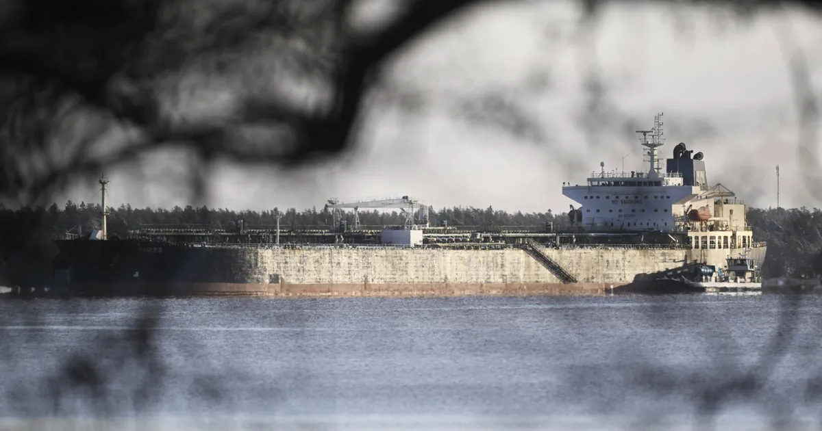 KAABLILÕHKUMISE UURIMINE ⟩ Soome kohus keeldus tankerit Eagel S aresti alt vabastamast