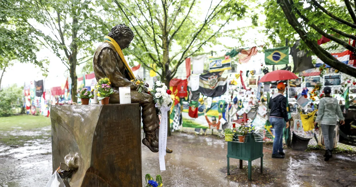 Vandaalid käisid vormelilegendi mälestusmärki rüüstamas