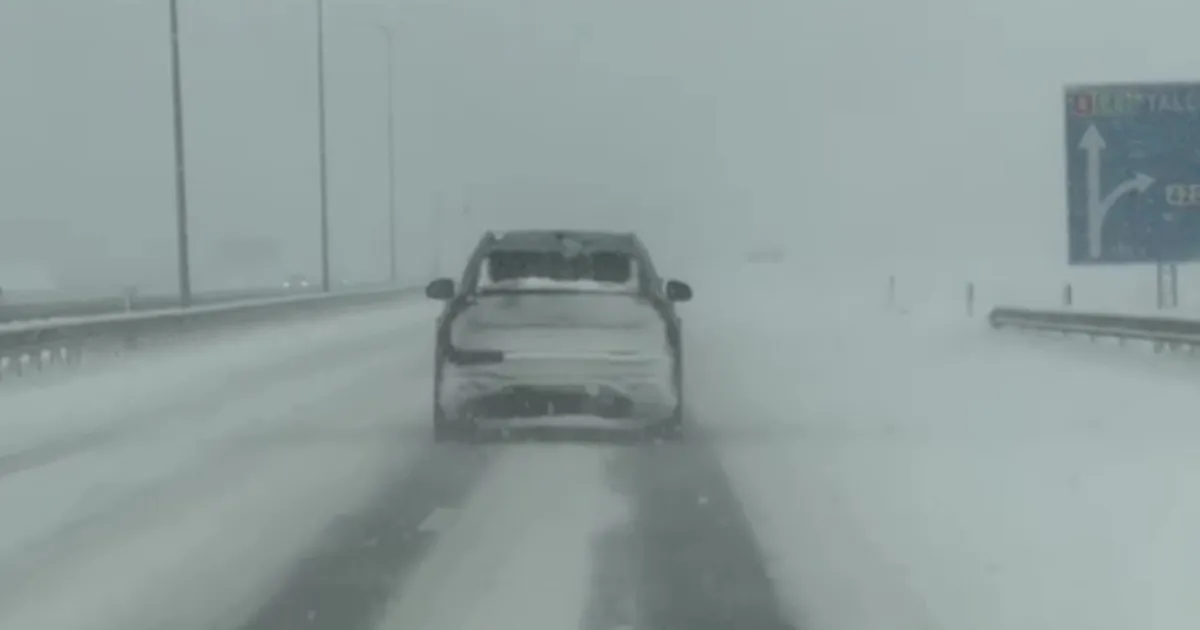 VIDEOD ⟩ «​Enne Tallinna kaob tee üldse ära.» Talveilm paneb Tallinn-Pärnu maanteel liiklejad proovile