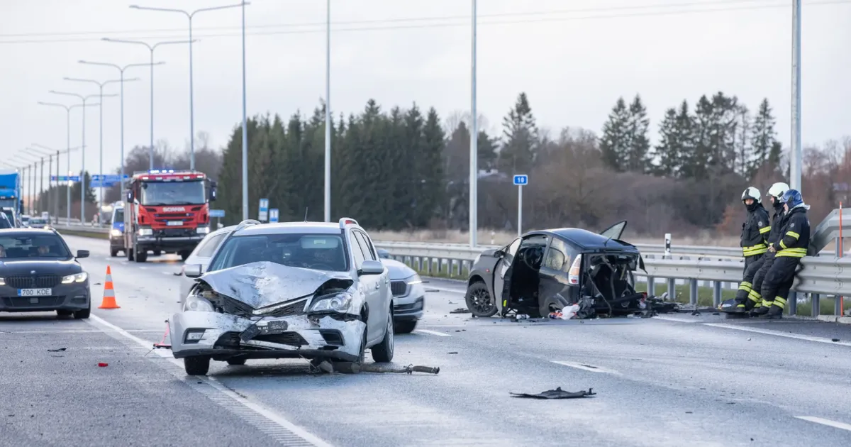 Autojuhi avarii trammiga läks maksma ligi 20 000 eurot
