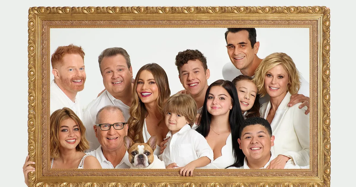 Mitmete auhindadega pärjatud maailmakuulus hittsari «Moodne perekond» jõuab Duo 6 ekraanile