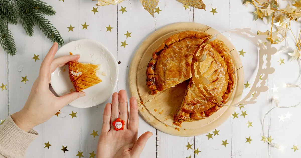 NÄDALA RETSEPTID ⟩ Küpseta krõbedat jaanuarikooki Brüsselist: galette des rois