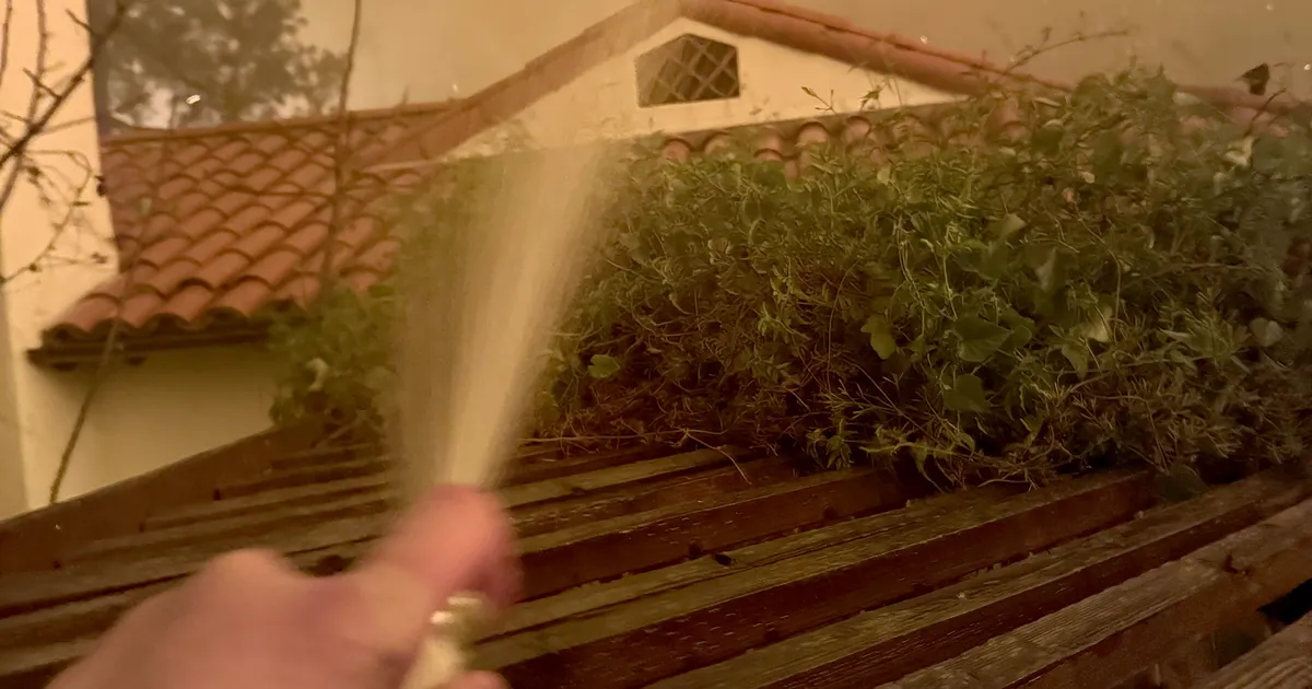 Kuidas ajukirurg ja tema naabrid võitlesid sõdalaste vaimus Los Angelese Malibu leekidega